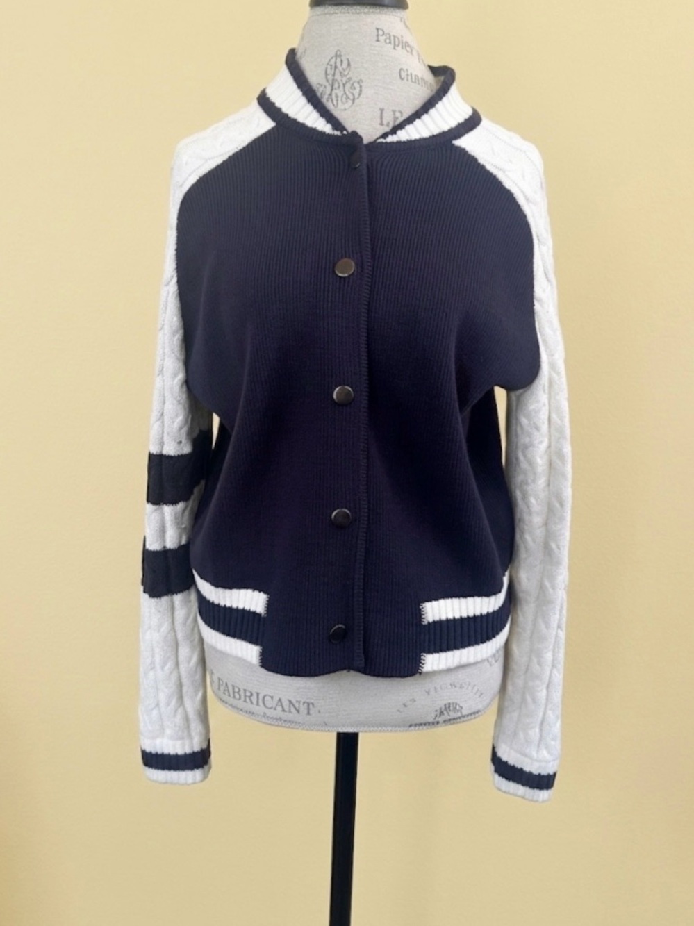 Central Park West Chloe Knit Bomber Navy White Cable Medium EUC! - Picture 4 of 9